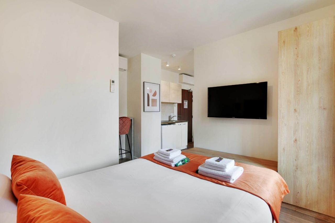 Residence Jules Levallois-Perret Bagian luar foto